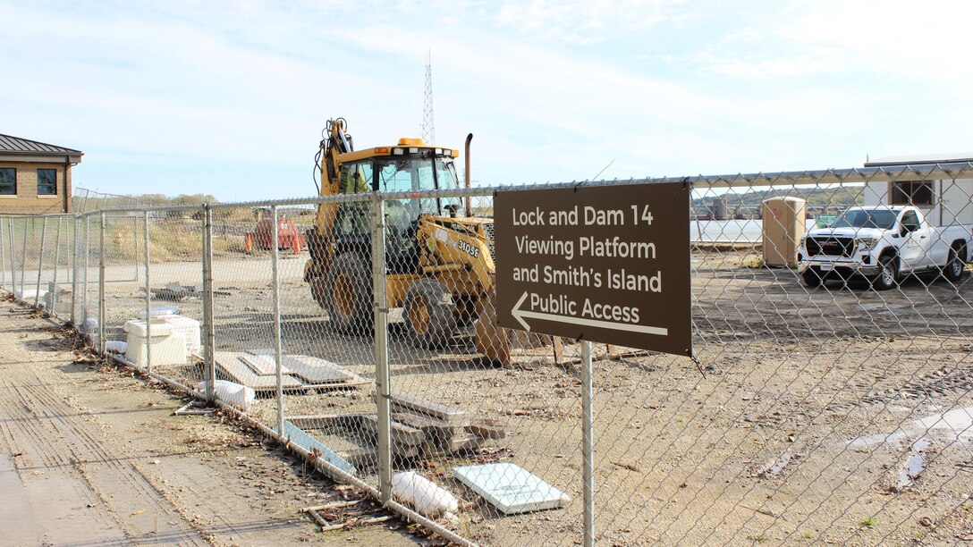 Construction area at Locks and Dam 14 in Pleasant Valley, Iowa.