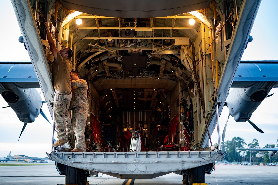 A photo of an aircraft.