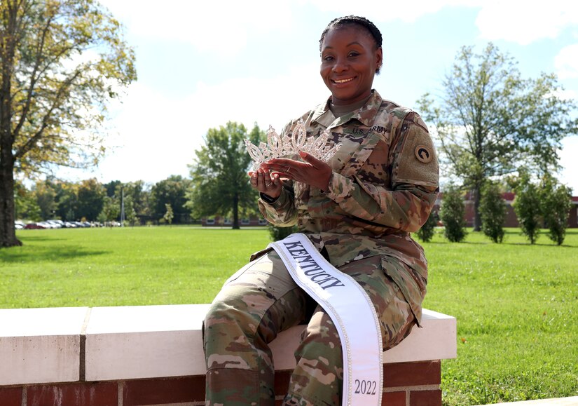 Soldier crowned USOA Ms. Kentucky 2022