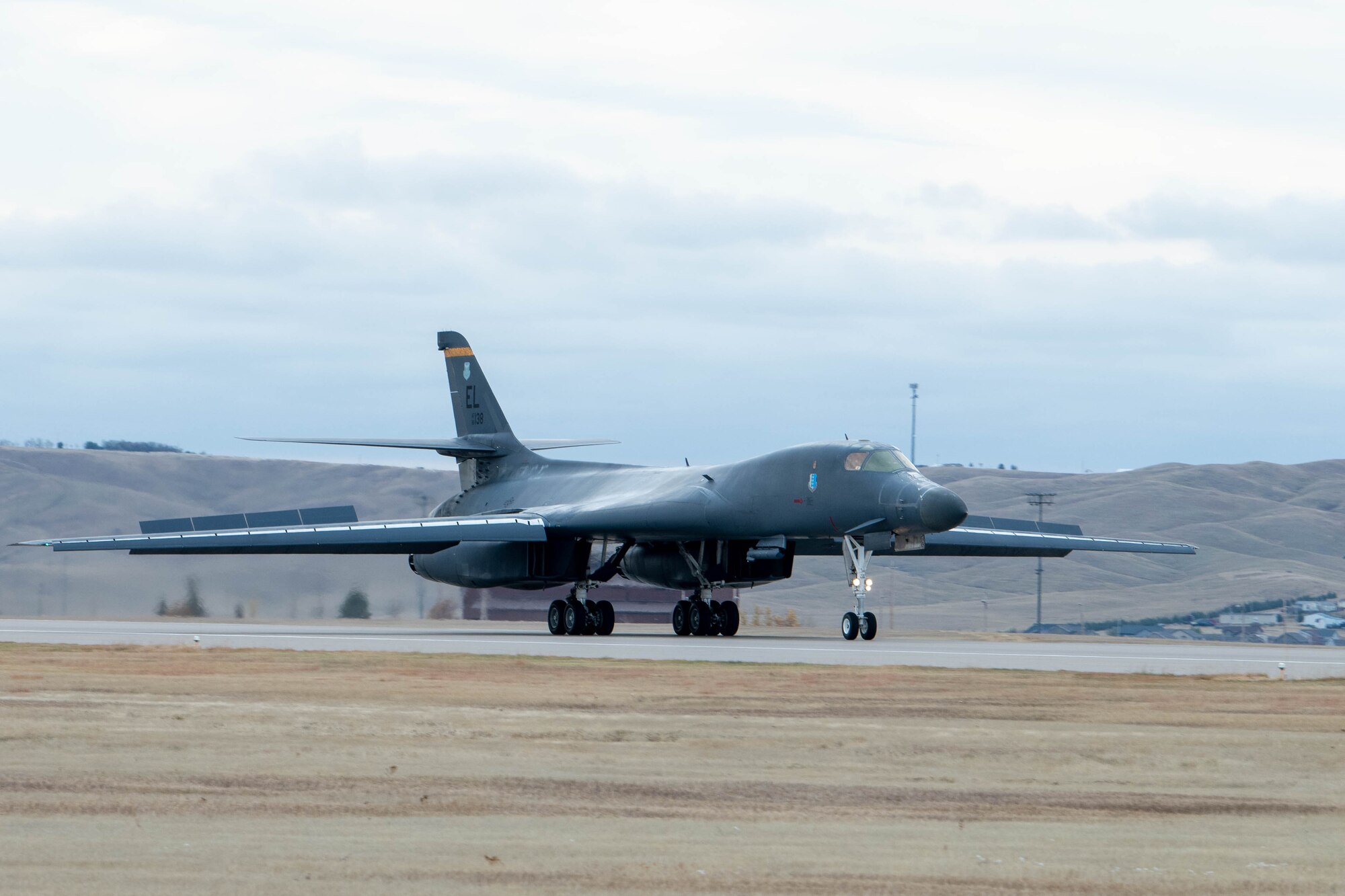 Maj. Gen. Andrew Gebara, 8th Air Force and Joint-Global Strike Operations Center commander, lands a B-1B Lancer on the runway at Ellsworth Air Force Base, S.D., Oct. 26, 2021. Gebara is a command pilot with more than 3,800 flight hours, including 46 combat sorties in the A-10 Thunderbolt and B-2 Spirit in support of operations Iraqi Freedom I, Allied Force and Joint Guard as well as providing ground and air support during Operation Enduring Freedom. (U.S. Air Force photo by Airman 1st Class Quentin Marx)