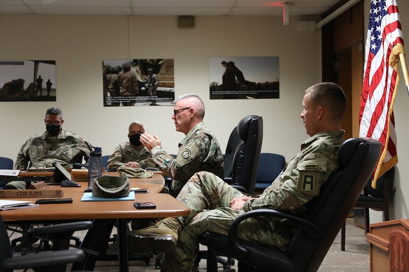 Command Sgt. Maj. Steven Slee, center, command sergeant major for the 85th U.S. Army Reserve Support Command, alongside Command Sgt. Maj. Eric Olsen, right, command sergeant major for the 120th Infantry Brigade, met with Soldiers from the 120th Infantry Brigade during Slee’s visit to Fort Hood, Texas, October 20, 2021.