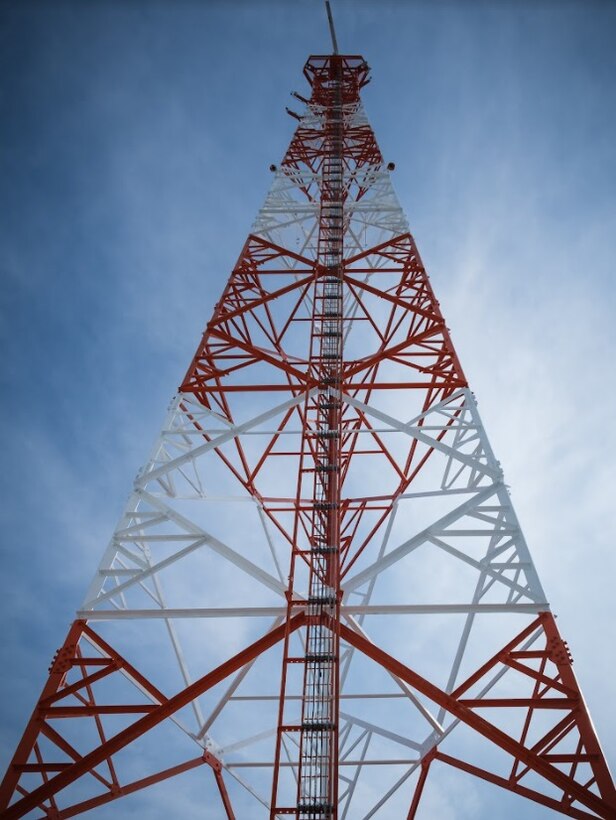 Commander VanHerck Delivers Radar System to RBDF