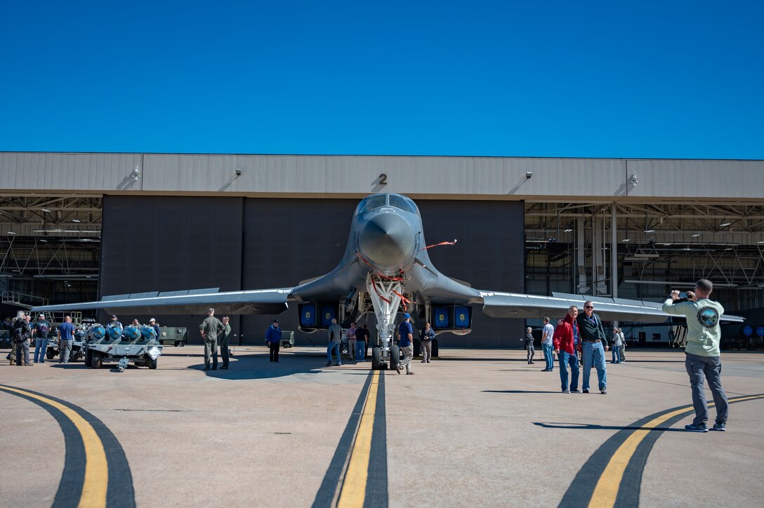 B-1 Veterans return to the Home of the BONE