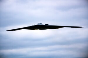 B-2 Spirit conducts low approach over RAF Fairford