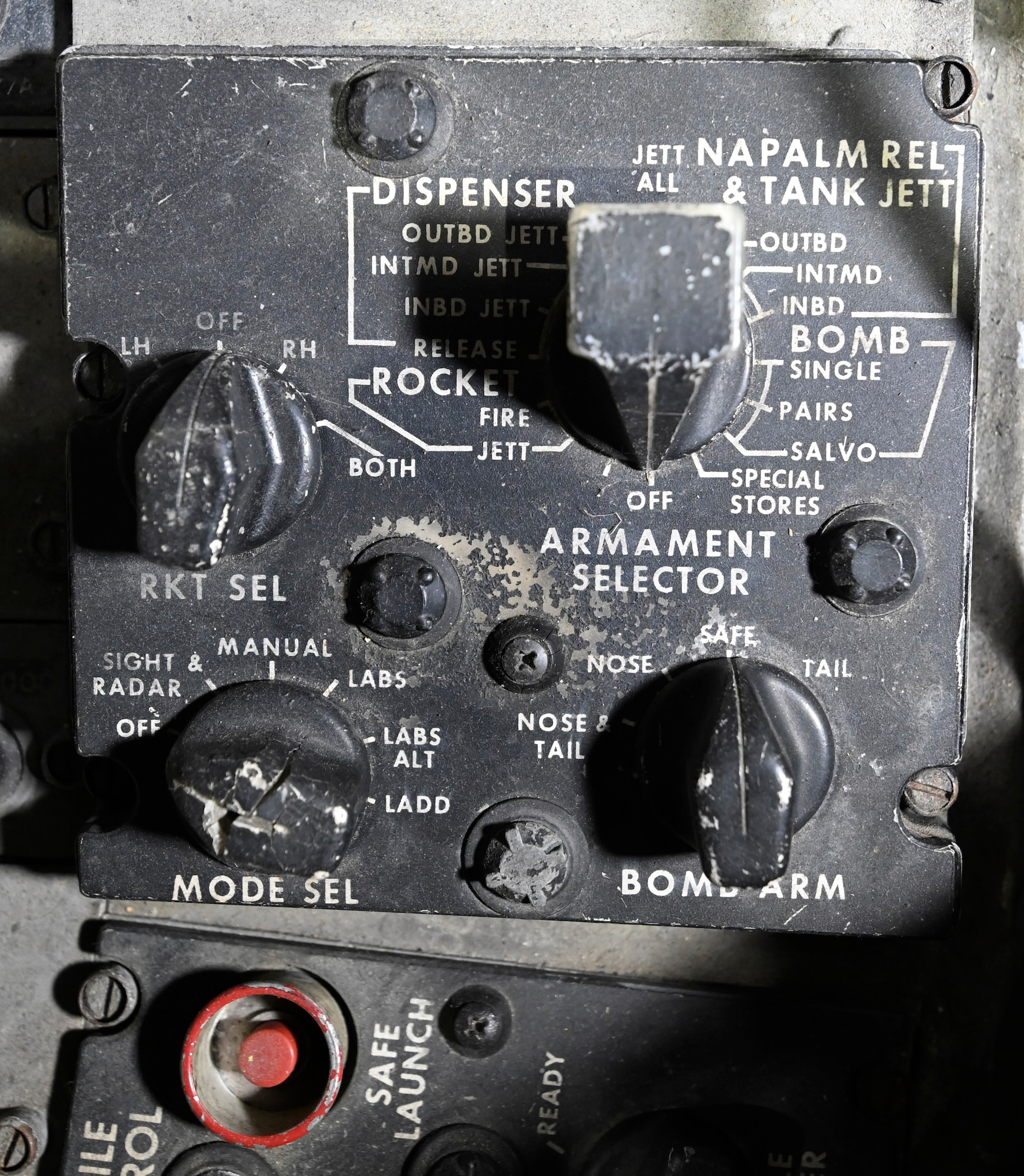 cockpit views of the North American F-100D Super Sabre