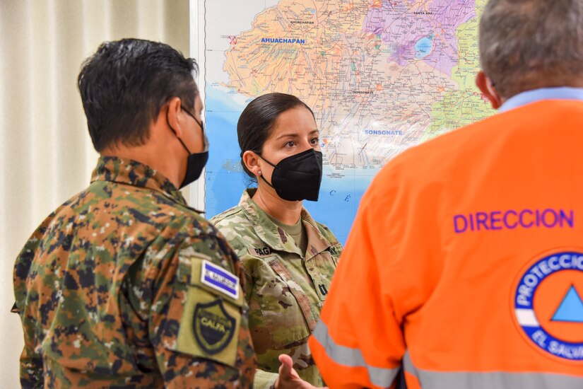 JTF-BRAVO strengthens partnerships in Central America through disaster response exchange