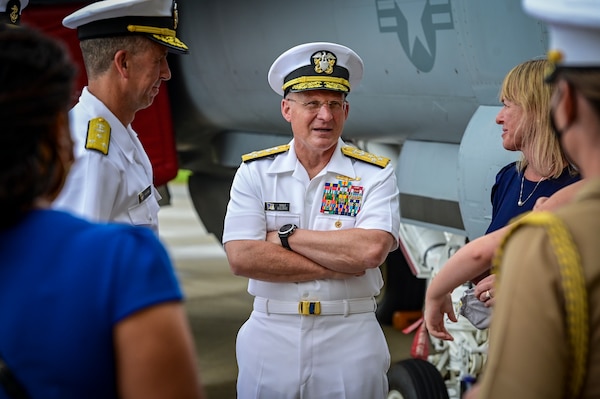 Chief of Naval Operations (CNO) Adm. Mike Gilday, center, speaks after a change of command ceremony for Naval Air Systems Command.