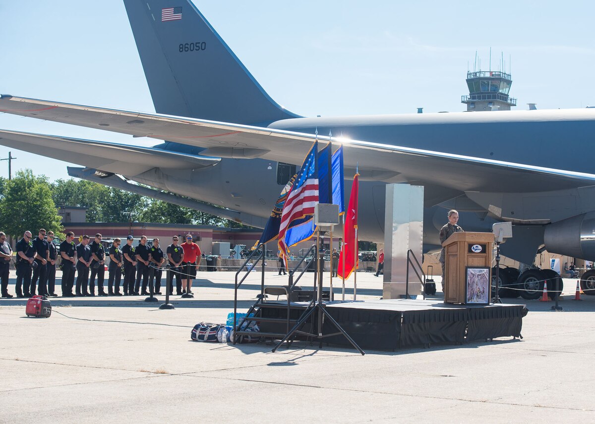 Pease air show a soaring success > 157th Air Refueling Wing > News