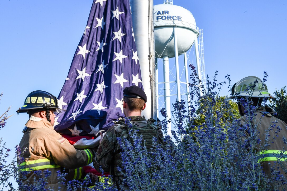 Youngstown Air Reserve Station held a ceremony to commemorate the 20th anniversary of 9/11.