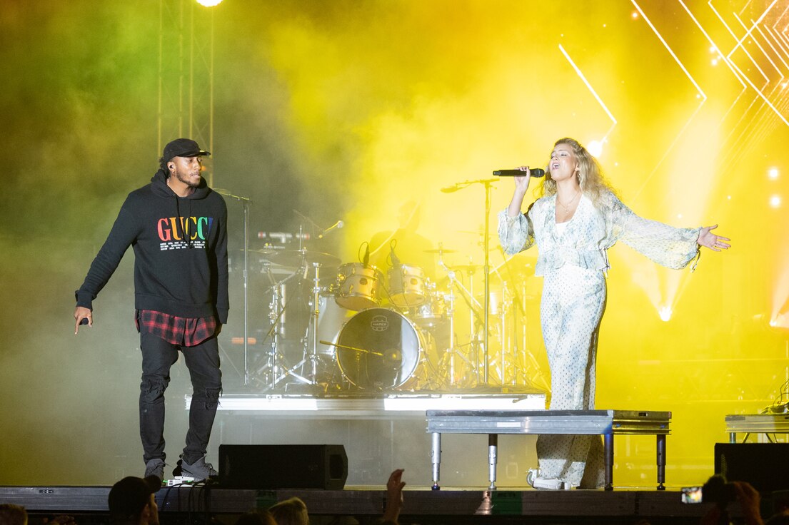 Tori Kelly, Lecrae perform at Dover AFB’s End of Summer Concert