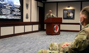U.S. Space Force CMSgt John Bentivegna, Senior Enlisted Leader for Space Operations Command, speaks to a group of soldiers from the U.S. Army Special Operations Command at Fort Bragg, North Carolina, on Sept 9, 2021. Bentivegna visited Fort Bragg to brief how the U.S. Space Force is organized, trained and equipped to support our Army special operators to conduct warfighting operations. He also outlined how U.S. Space Command enables the various missions USASOC supports. (U.S. Army photo by SSG Brandon Allums)