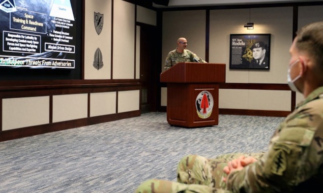 U.S. Space Force CMSgt John Bentivegna, Senior Enlisted Leader for Space Operations Command, speaks to a group of soldiers from the U.S. Army Special Operations Command at Fort Bragg, North Carolina, on Sept 9, 2021. Bentivegna visited Fort Bragg to brief how the U.S. Space Force is organized, trained and equipped to support our Army special operators to conduct warfighting operations. He also outlined how U.S. Space Command enables the various missions USASOC supports. (U.S. Army photo by SSG Brandon Allums)