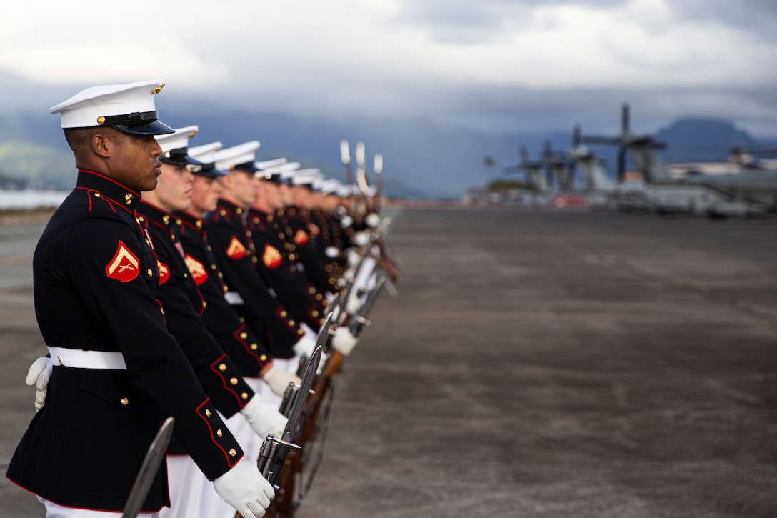 Marines with the Silent Drill Platoon execute their “long line” sequence on the flight line at Marine Corps Base Hawaii, Sept. 10, 2021. The platoon traveled to MCB Hawaii to perform during the Patriot’s Day Remembrance Ceremony on Sept. 11, 2021. (U.S. Marine Corps photo by Lance Cpl. Tanner D. Lambert)