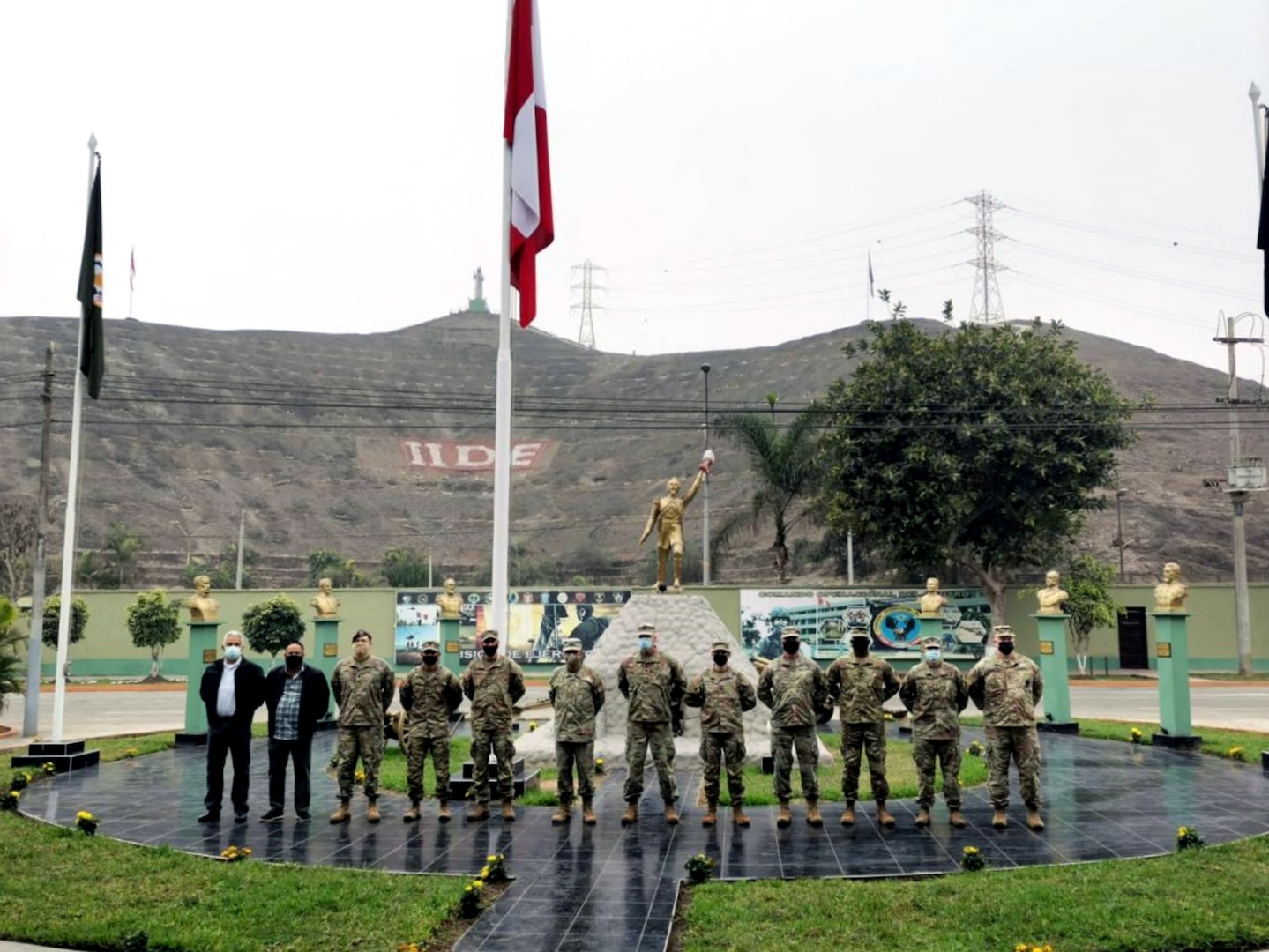 Army South and Peruvian Army staff planners meet