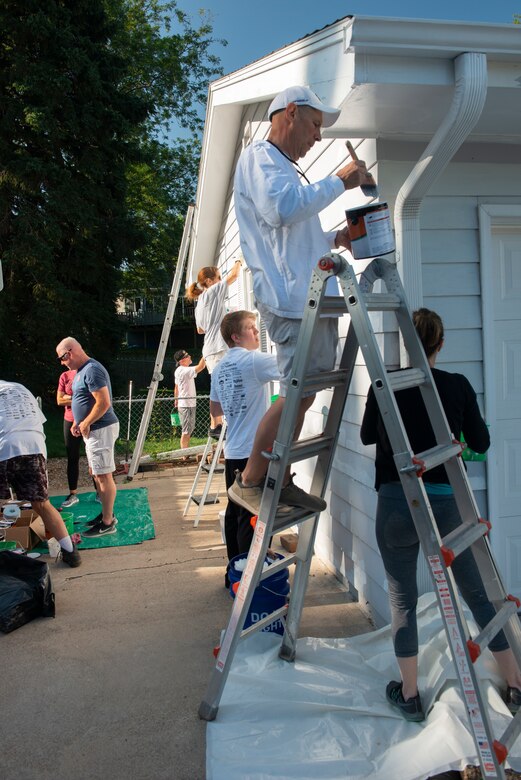 USACE Omaha Members Participate in the 2021 Paint-A-Thon Event