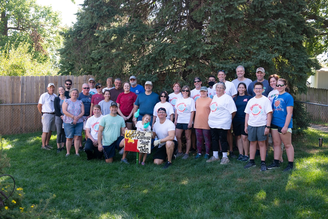 The U.S. Army Corps of Engineers volunteers from the 2021 Paint-A-Thon pose for a group photo Aug. 21, 2021.