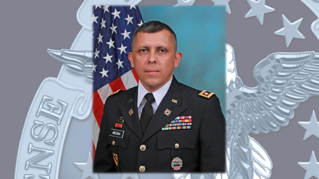 Army Lt. Col. Jose Medina official photo