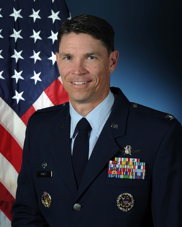 Colonel in official photo.