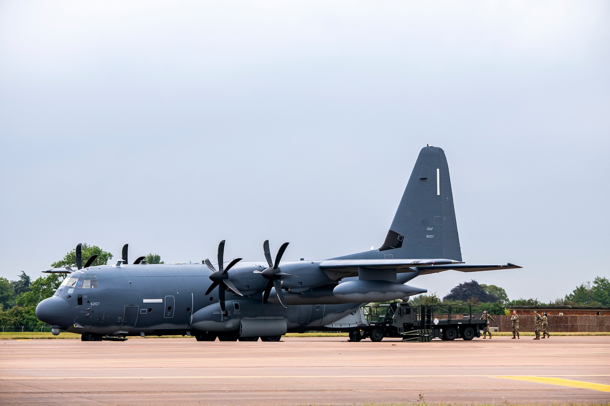 Aircrew of a MC-130J Commando II assigned to the 352d Special Operations Wing prepare to unload cargo during an Agile Combat Employment exercise at RAF Fairford, England, Sept. 13, 2021. Airmen from the 501st Combat Support Wing, 100th Air Refueling Wing and 352d SOW partnered to conduct an ACE exercise to test their overall readiness and lethality capabilities. The exercise enables U.S. forces in Europe to operate from locations with varying levels of capacity and support. (U.S. Air Force photo by Senior Airman Eugene Oliver)
