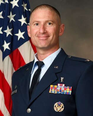 Col. James Weinstein official photo