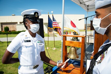 Navy Gold Star Program Hosts Bells Across America