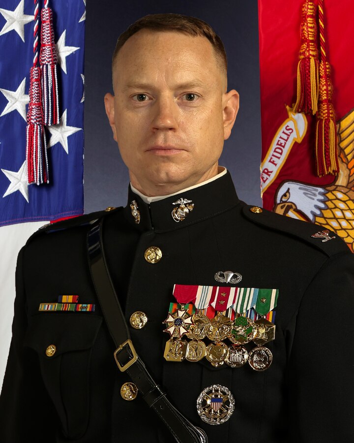 Command Photos
