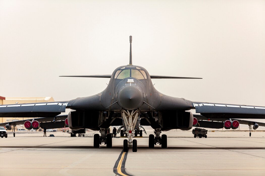 A B-1B Lancer, tail number 85-0074, taxis at Edwards Air Force Base, California, Sept. 23, for its final flight.