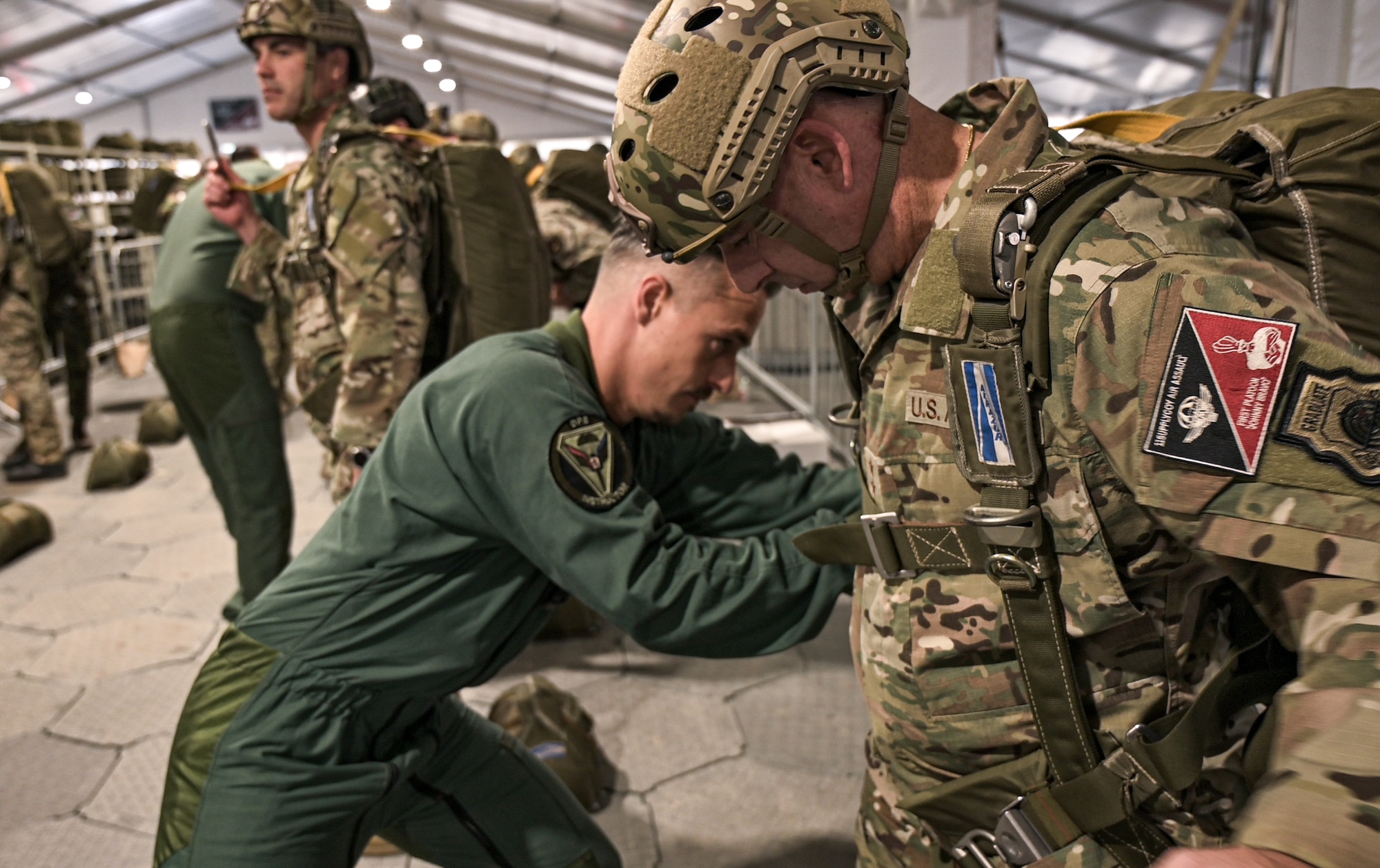 General is fitted for harness.