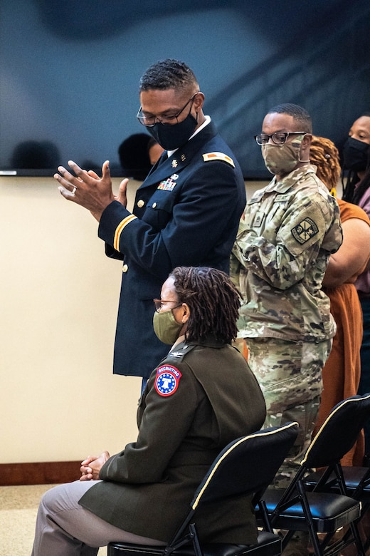 Col. Daphne Davis promoted to brigadier general