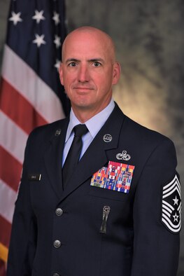 Chief Master Sergeant David A. Flosi is the Command Chief
Master Sergeant, Air Force Materiel Command, headquartered at Wright-Patterson Air Force Base, Ohio.