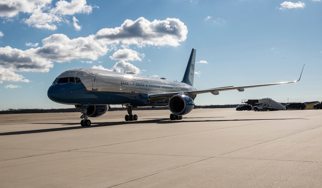 C-32
