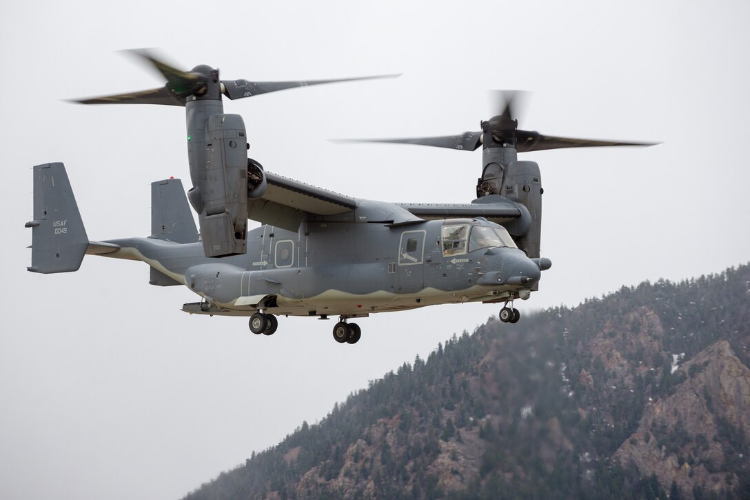 A CV-22 Osprey approaches the U.S. Air Force Academy's Terrazzo