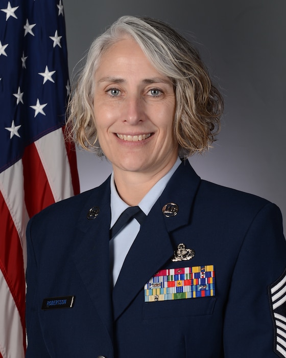 CHIEF MASTER SERGEANT VICKI L. ROBERTSON