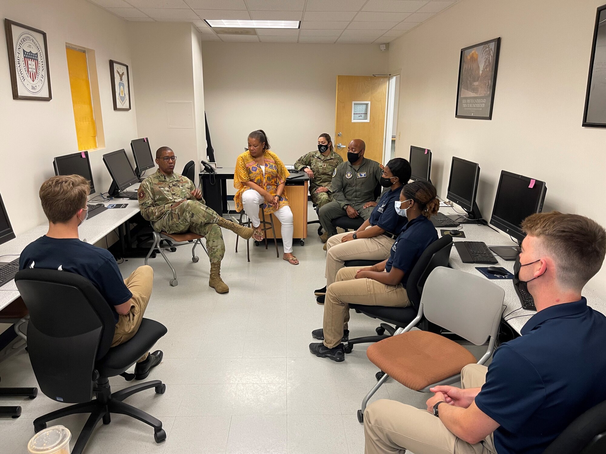 As part of the Department of the Air Force’s GO Inspire Program, Maj Gen Randall Reed, Commander, Third Air Force, and his wife Lynn, visited approximately 40 Air Force Reserve Officer Training Corps cadets at Howard University’s Detachment 130 in Washington D.C.