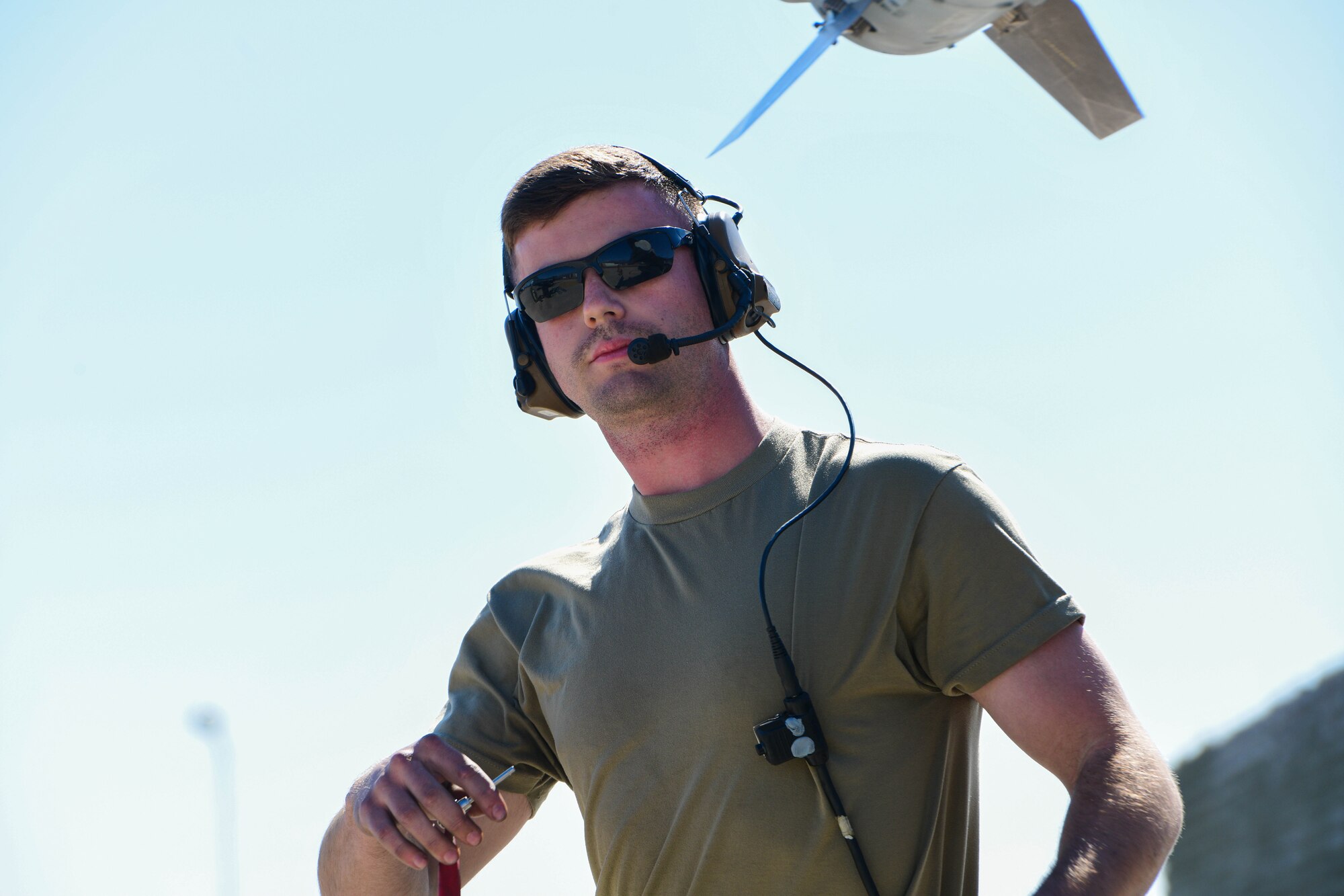 Airman 1st Class Andrew Moyer, 555th Aircraft Maintenance Unit F-16 Fighting Falcon crew chief, performs pre-flight inspections at Aviano Air Base, Italy, March 23, 2022. The 31st Fighter Wing’s multi-capable Airmen stand ready to aid U.S. Air Forces in Europe and Air Forces Africa and its NATO allies in support of ongoing operations currently in Europe. Maintainers ensure Allied fighters are prepared to fly air patrol missions along the Alliance’s Eastern flank. (U.S. Air Force photo by Senior Airman Brooke Moeder)
