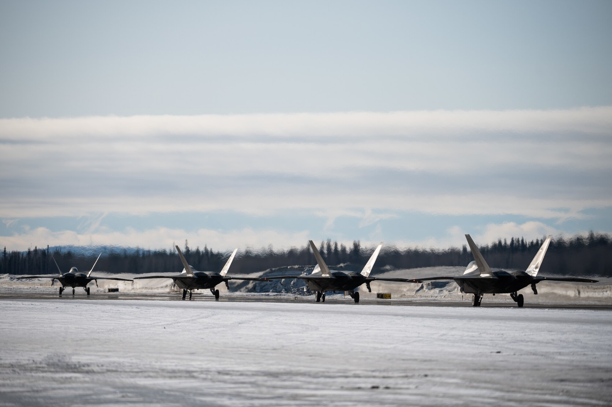 3rd Wing’s F-22s take off from Eielson for Polar Force 22-4