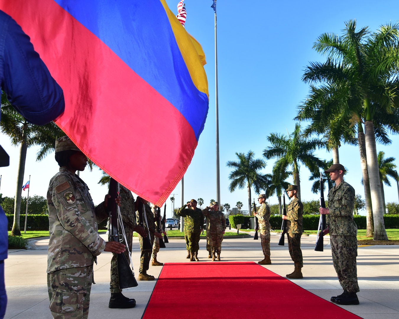 The commander of U.S. Southern Command, U.S. Army Gen. Laura Richardson, welcomes Ecuadorian Gen. Fabián Fuel Revelo, Chief of the Joint Staff, Ecuador Armed Forces, to SOUTHCOM headquarters April 1.