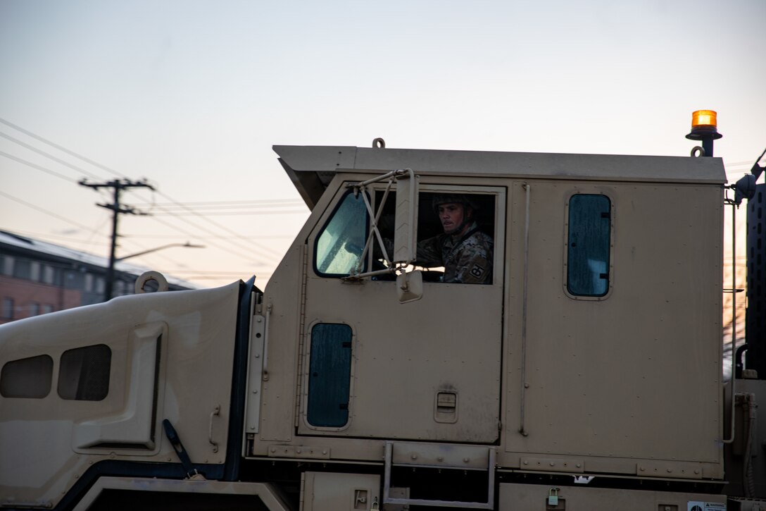 Tough ‘Ombres convoy to Canada