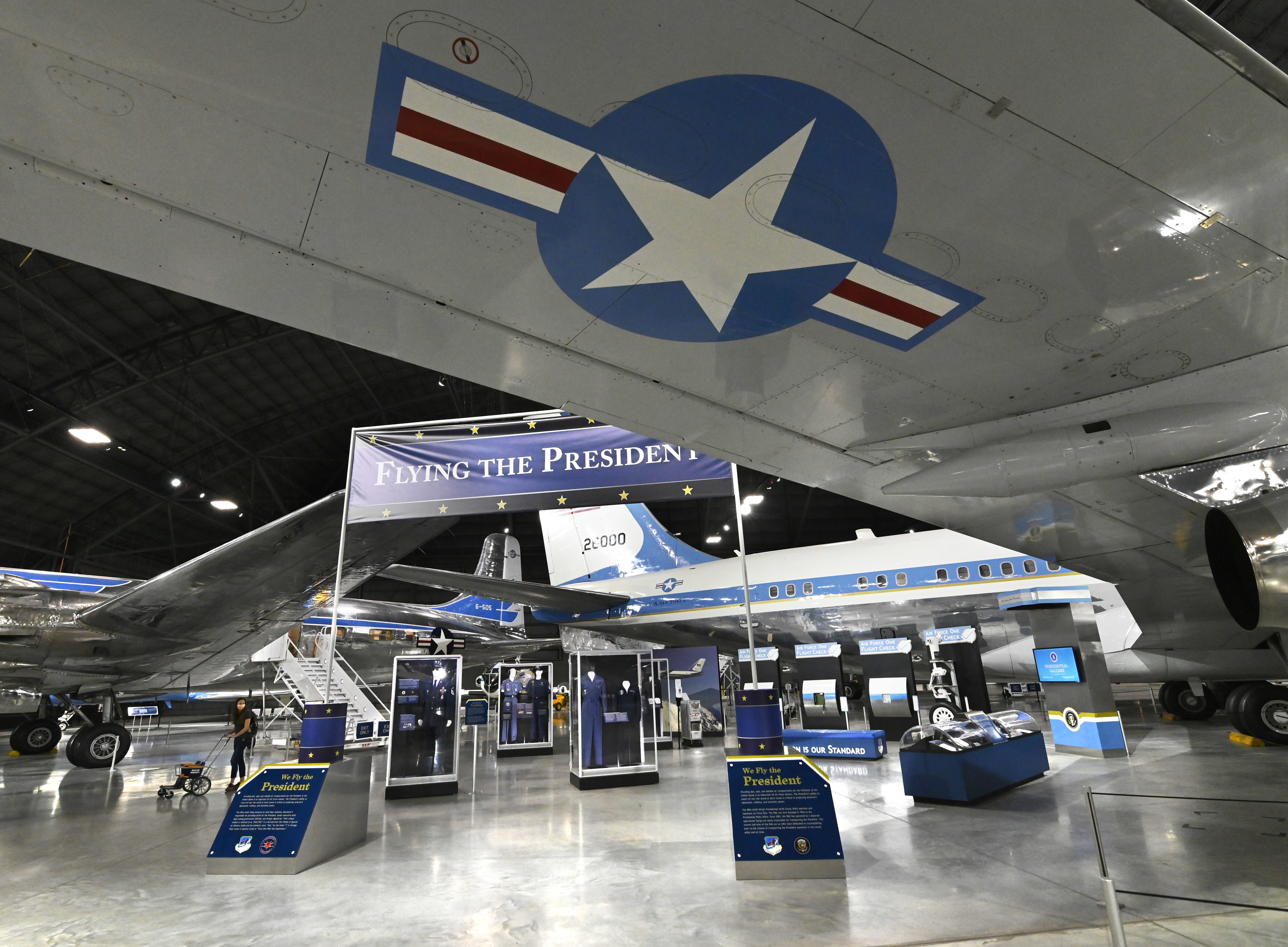 Retired Air Force One crewmembers share stories Air Force Life Cycle Management Center Article Display