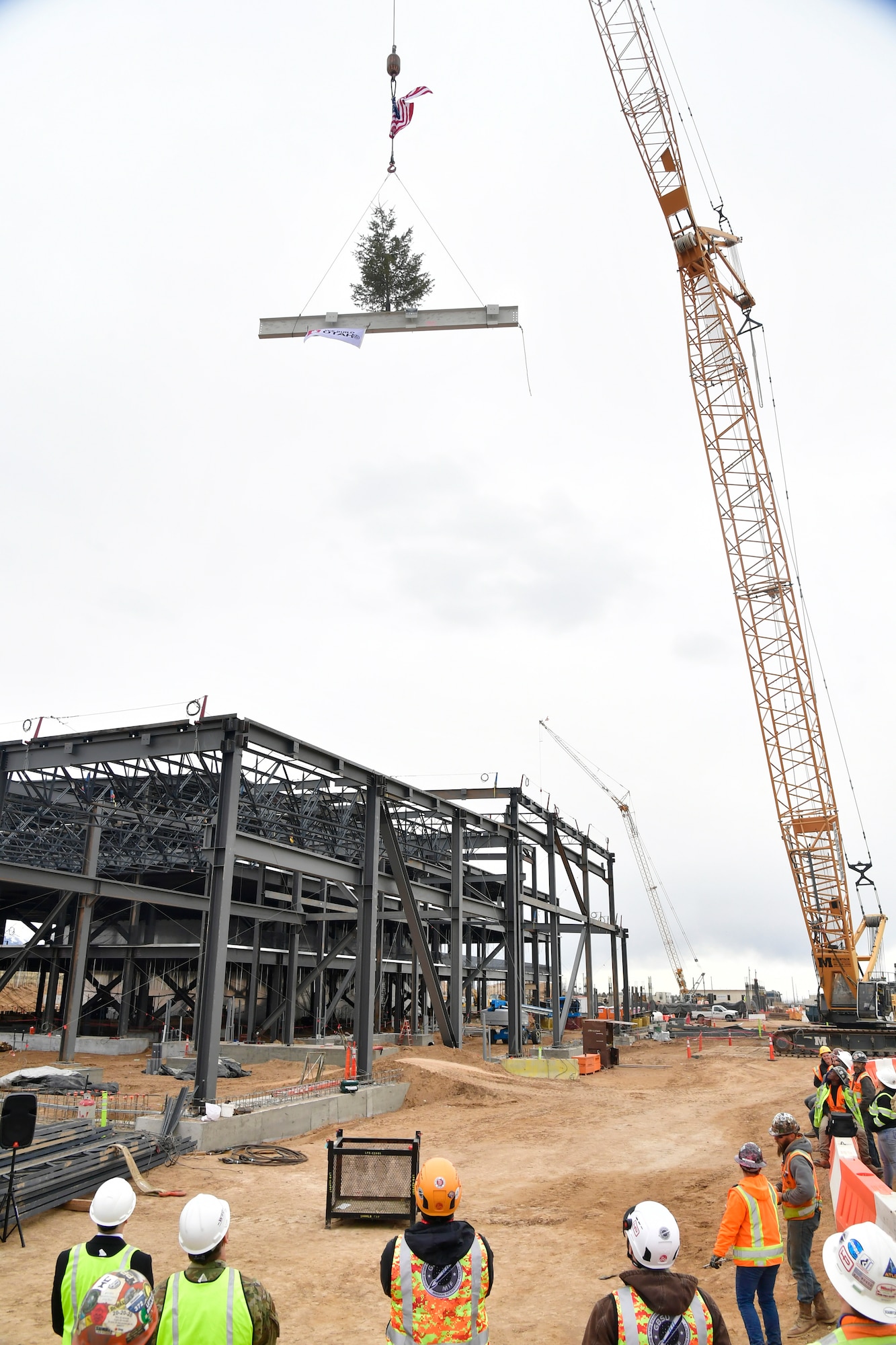 Top beam placed on new Mission Integration Facility