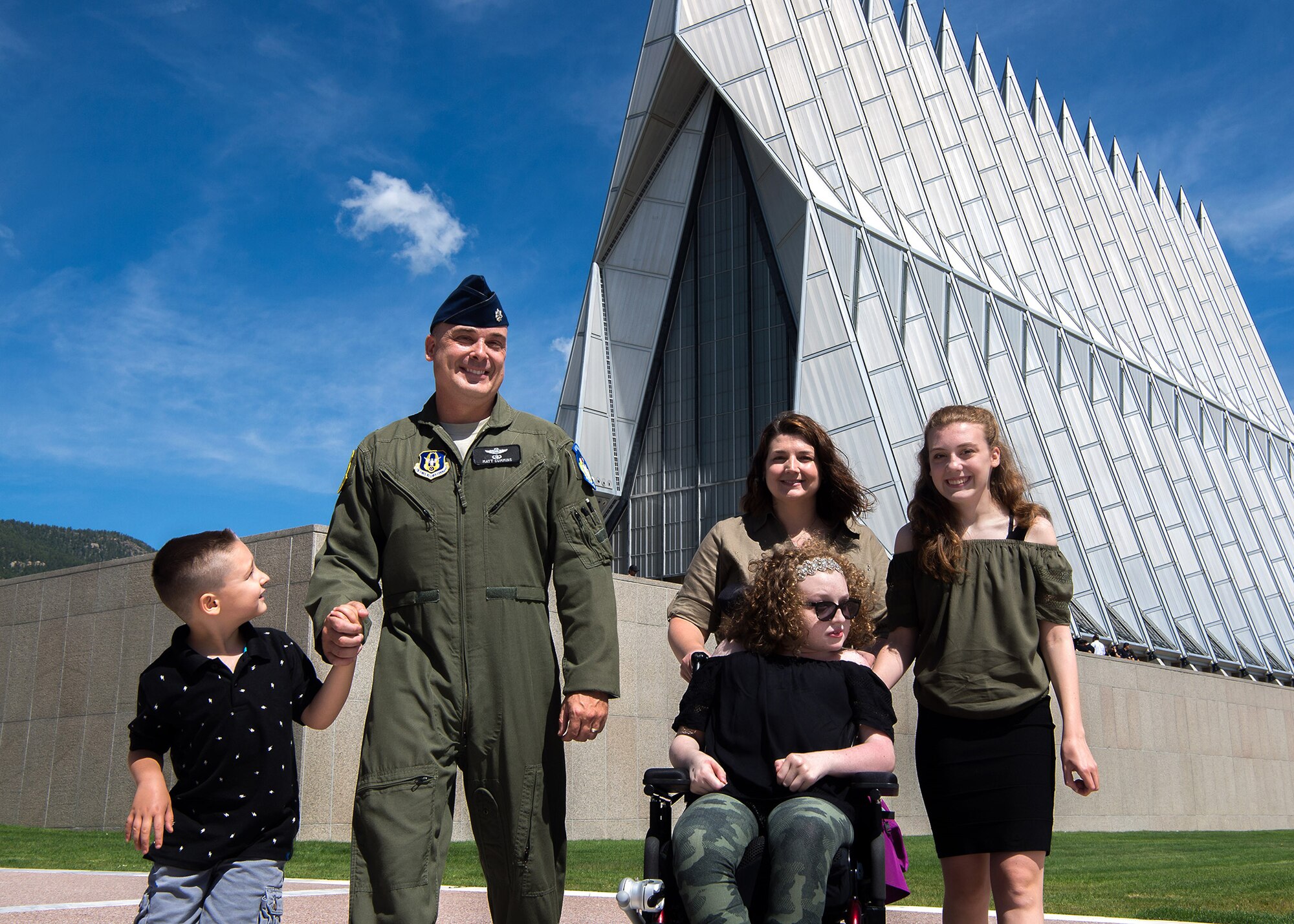 Anna Cummins is the 2022 Military Child of the Year for the Air Force.