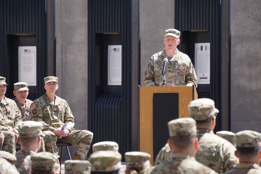 647th Regional Support Group Changes Command