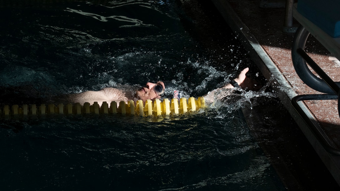 An RSM practices swimming.