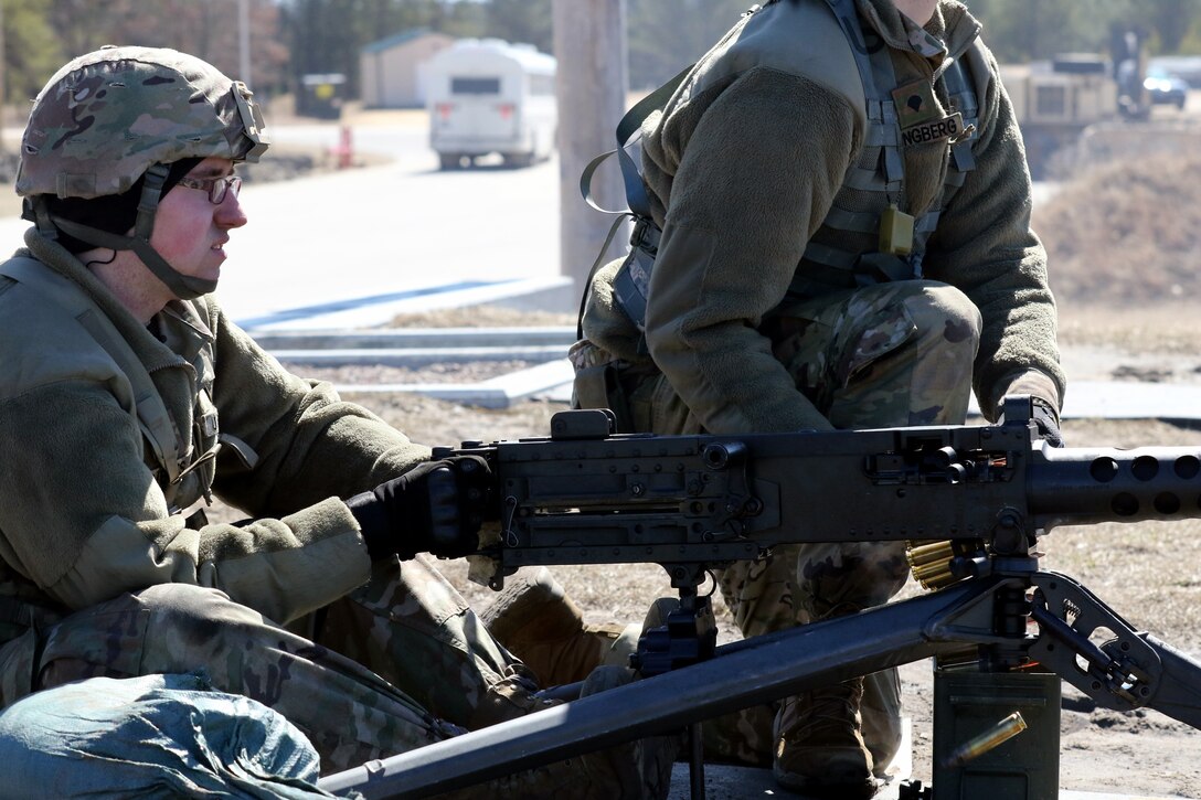 Transportation Soldiers qualify with .50 caliber machine guns