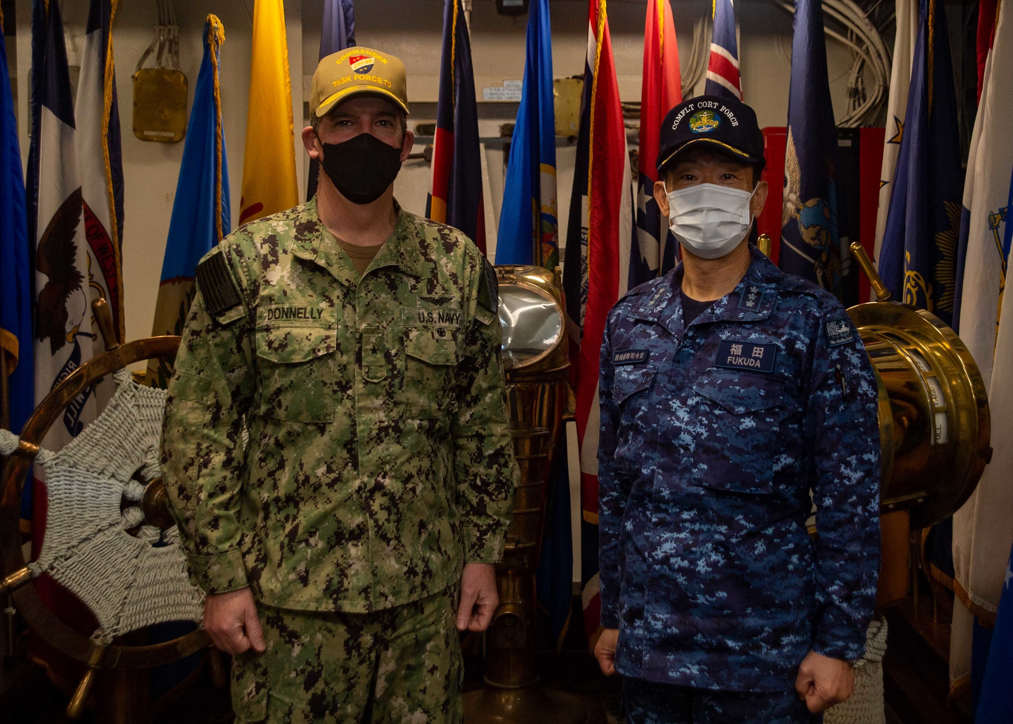 Commander, Task Force 70 Conducts Flag Talks with JMSDF