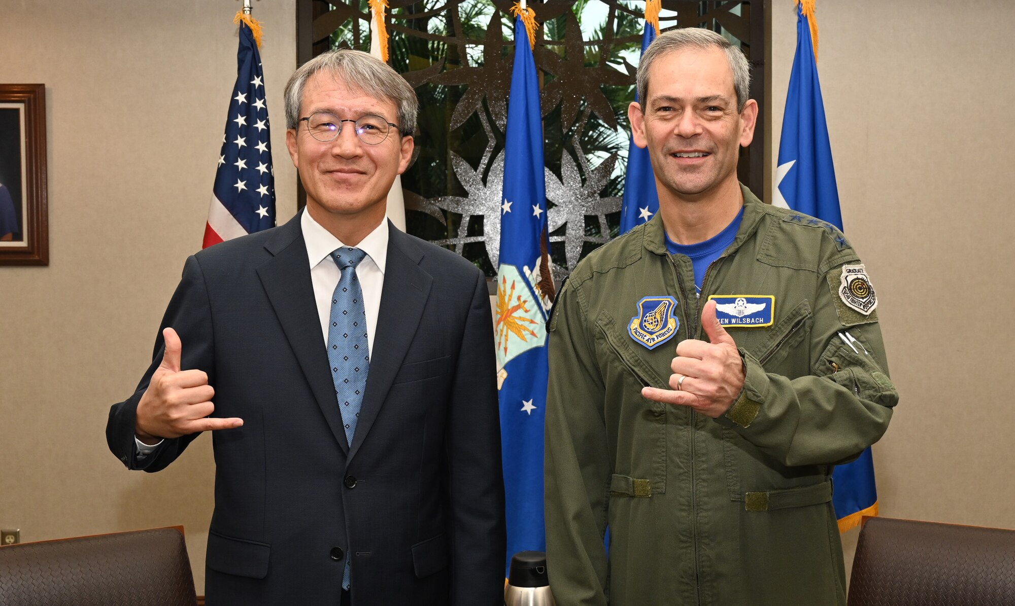 ROK Consulate General visits COMPACAF