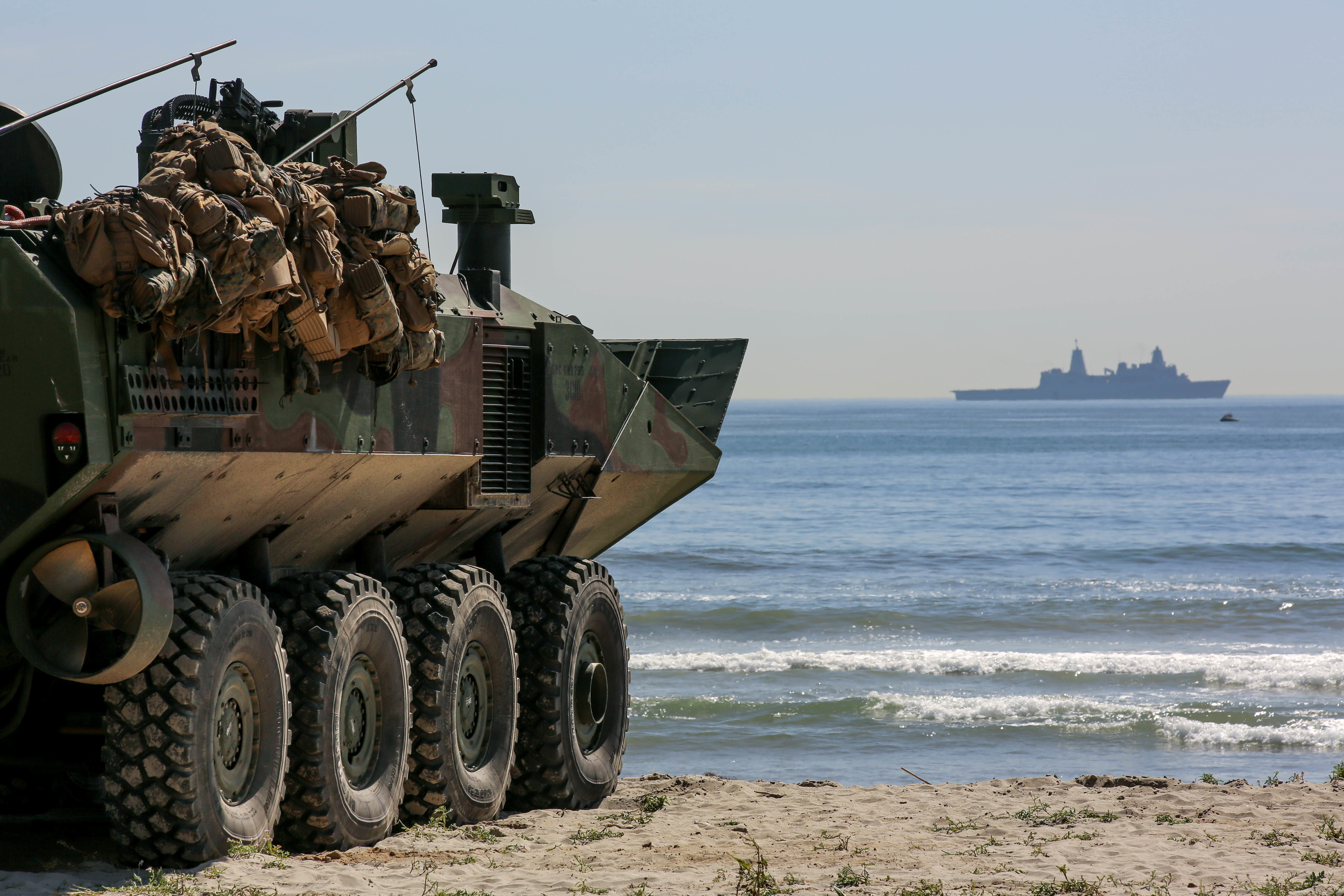 Marine Corps Amphibious Combat Vehicle Training