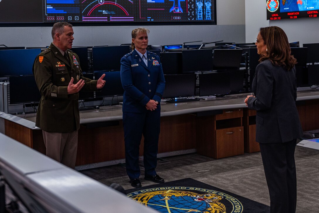 USSPACECOM commander briefs Vice President