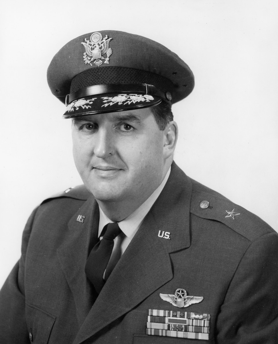 This is the official portrait of Maj. Gen. Russell F. Gustke.