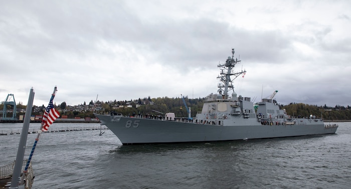 The Arleigh Burke-class guided-missile destroyer USS McCampbell (DDG 85) arrives to its new homeport of Naval Station Everett, Washington, April 8, 2022.